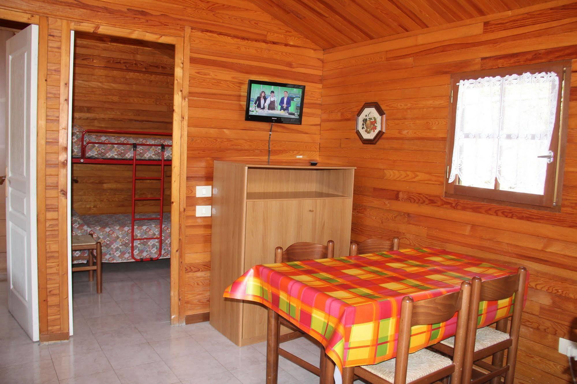 Caravelle Camping Village Черіале Екстер'єр фото