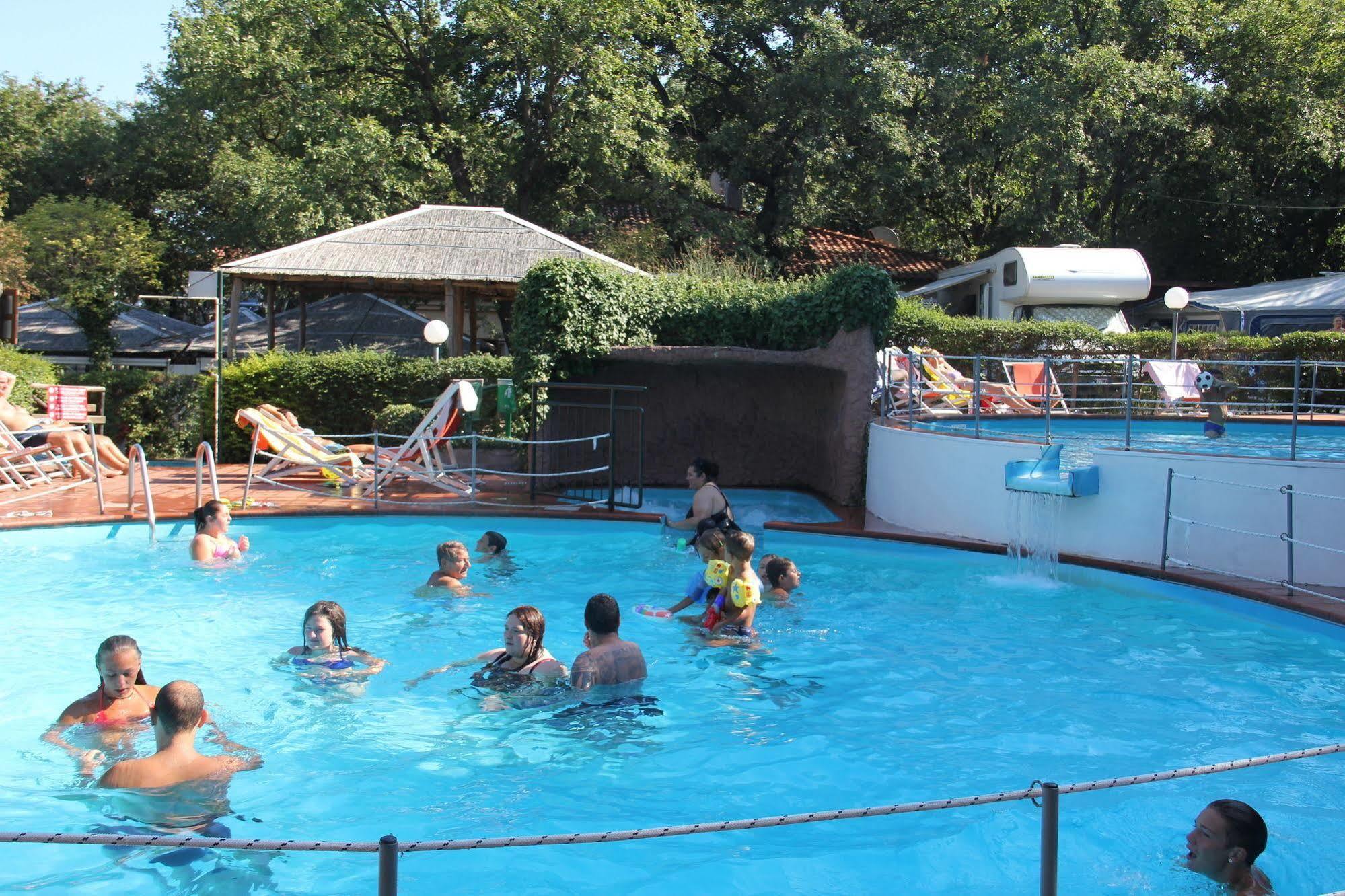 Caravelle Camping Village Черіале Екстер'єр фото